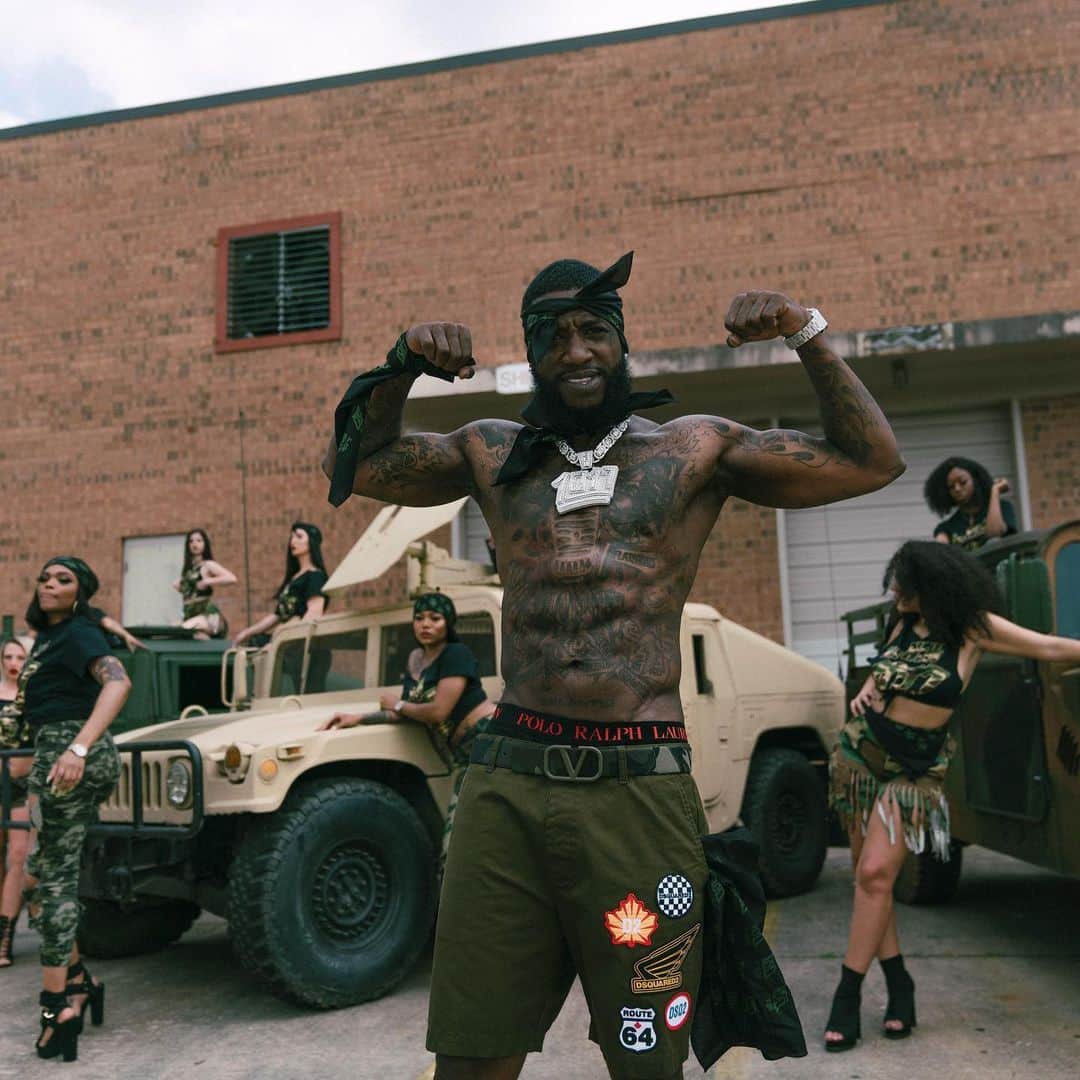 グッチ・メインのインスタグラム：「Who ready to join my army #New1017 I’m a add one last artist and announce July 3rd I got a bunch of money 🥶🥶🥶🥶🥶🥶 @@@ who next ???」
