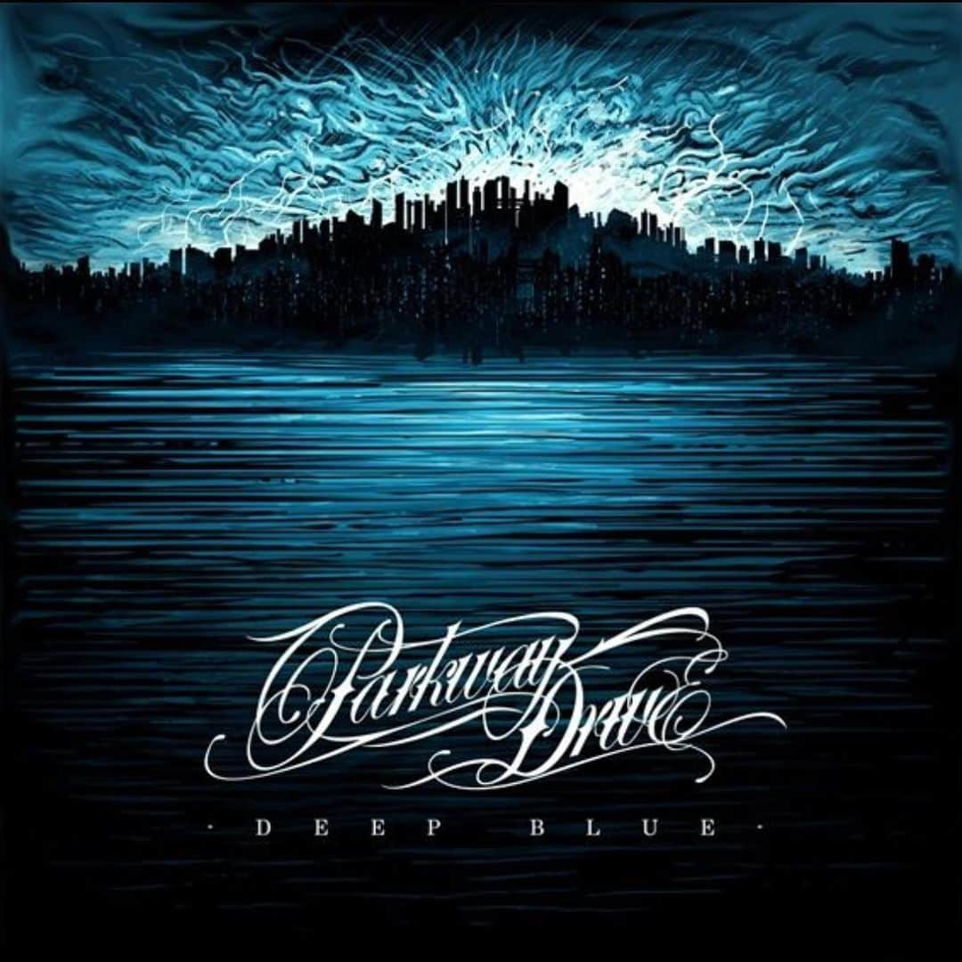 Kerrang!さんのインスタグラム写真 - (Kerrang!Instagram)「The mighty Deep Blue turns 10 today 🎉 What’s your favourite song on Parkway Drive’s third album?🤘 ⠀⠀⠀⠀⠀⠀⠀⠀⠀ @parkwaydriveofficial #kerrang #kerrangmagazine #parkwaydrive #deepblue #killingwithasmile #metal #metalband #metalcore」6月25日 20時56分 - kerrangmagazine_