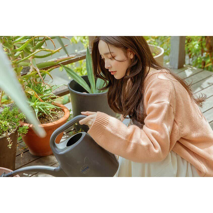 キム・ナヒさんのインスタグラム写真 - (キム・ナヒInstagram)「예쁘게 담아주신 사진들 😆🌷 #핑크에이지」6月25日 21時32分 - knhs2