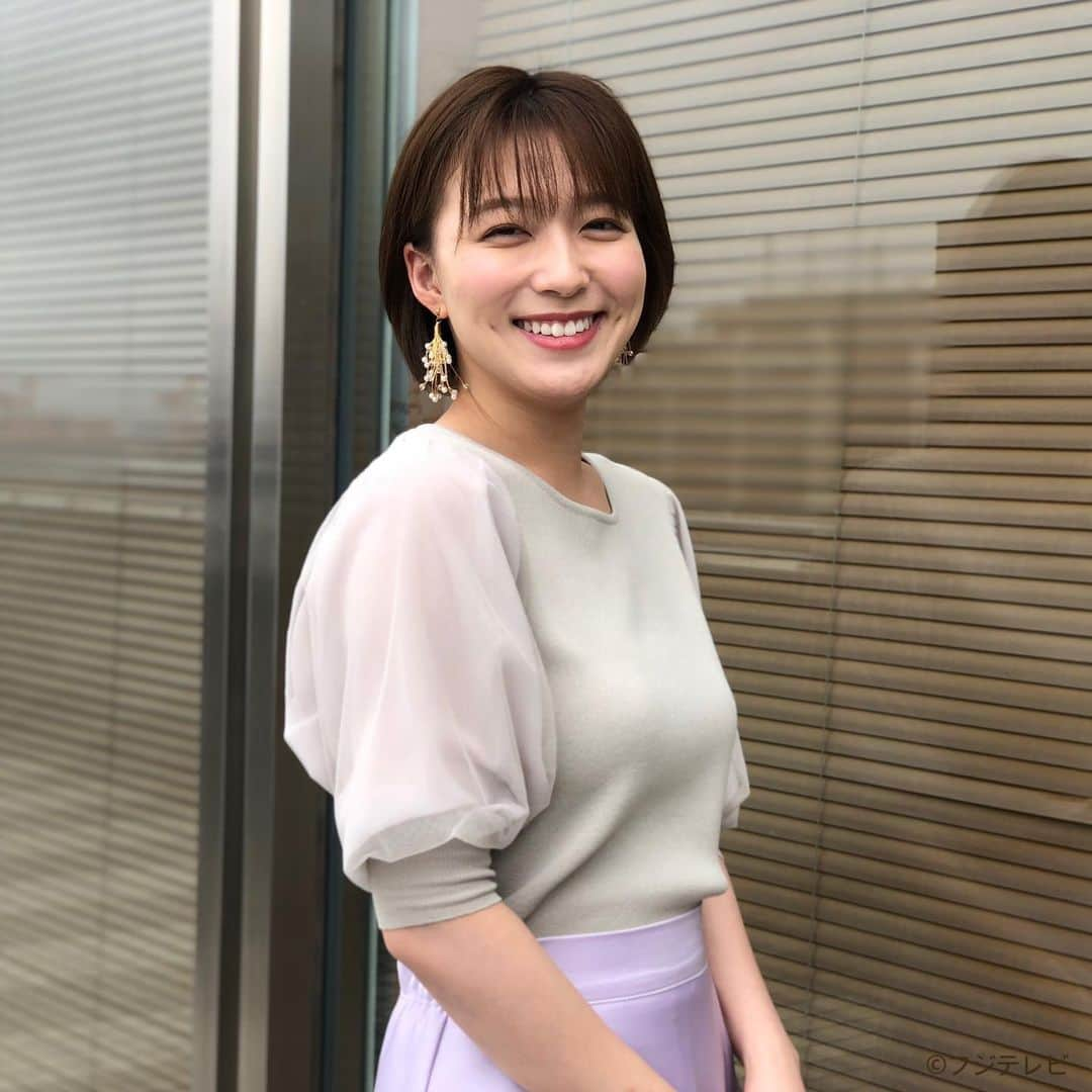 フジテレビ「めざましテレビ」さんのインスタグラム写真 - (フジテレビ「めざましテレビ」Instagram)「6月24日（水） ・ ファッション雑誌CanCamとコラボした お天気コーナー「きょう何着て行く？」 阿部華也子ちゃんの毎日のコーデを紹介♪ ・ 【きょうのコーデ】 ニット→#poolstudioalivier 6900円 スカート→#poolstudioalivier 1万1500円 靴→#ダイアナ　1万3500円 ピアス→#Lycka 1700円 ・ 【コーデのポイント】 透け素材のパフスリーブニットと表情豊かなサテンスカートで シンプルだけど絵になる着こなしで決めてみました✨ トップスとボトムのワンツーコーデになりがちな夏だからこそ それぞれのアイテムを“ちょい盛りデザイン”するのが着映えを叶えるコツです🙆🏻‍♀️ ・ #めざましテレビ #きょう何着て行く？ #阿部華也子 #今日のコーデ#コーデ #CanCam #今日のファッション#ootd #きょう何着て行く？は月〜金朝6時22分ごろ放送！」6月25日 13時53分 - mezamashi.tv