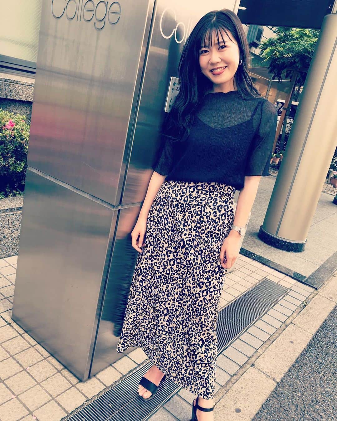 のインスタグラム：「✨早稲美ファッションスナップ✨ TB14A オイカワ　ミク  #ファッションスナップ#fashionsnap #tops#lowrysfarm#bottom #niceclap  #shoes #コーデ #codenate  #ootd#コーデ  #おしゃれさんと繋がりたい  #ポートレート#美容学生と繋がりたい #ファッションコーデ#esthetician #エステティシャンと繋がりたい #美容学生 #エステティシャン #かわいい#hairstyle#haircolor #美容師コーデ #ヘアアレンジ#早稲美#早稲田美容専門学校」