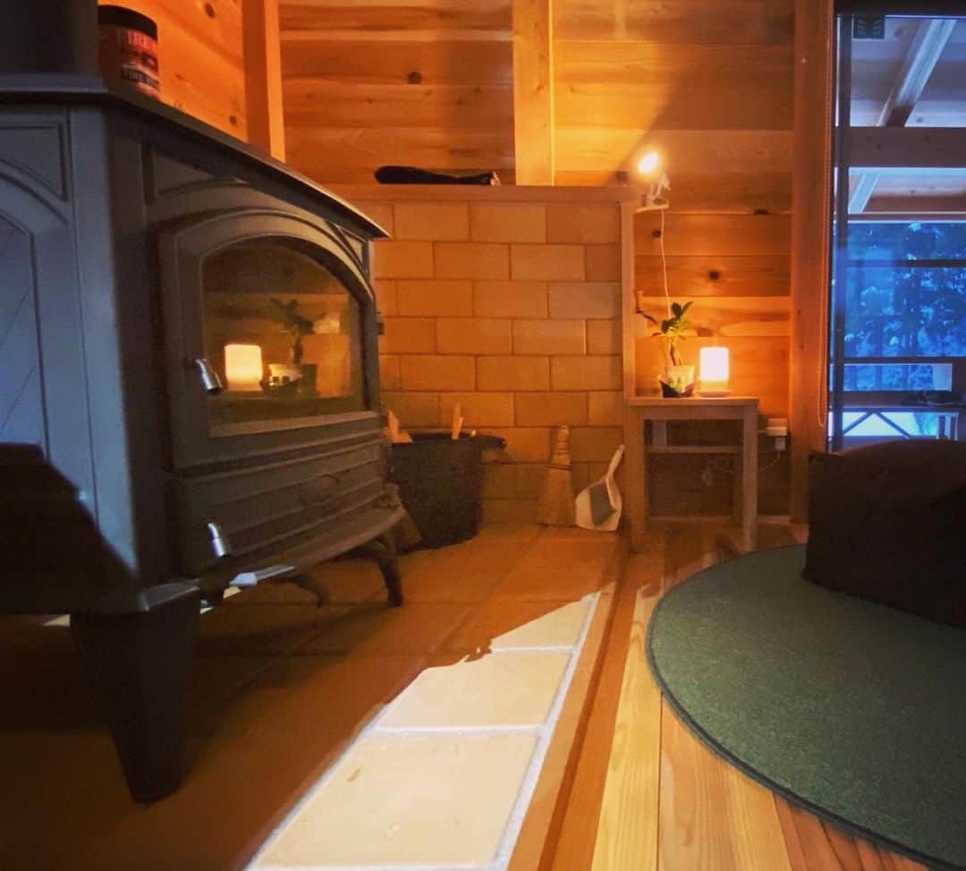Rediscover Fukushimaさんのインスタグラム写真 - (Rediscover FukushimaInstagram)「Looking for somewhere where you can stay for a week or two while taking it easy in Japan? Introducing Ittogashi Village cottages, which are located in the beautiful Oku-Aizu region. Renting a cottage means you can prepare your own meals (perfect for those with dietary requirements), enjoy an extended break with family, and take advantage of Onden facilities right round the corner. We recommend adding it to your bucket list of places to stay during your next trip to Japan 🎌」6月25日 15時13分 - rediscoverfukushima