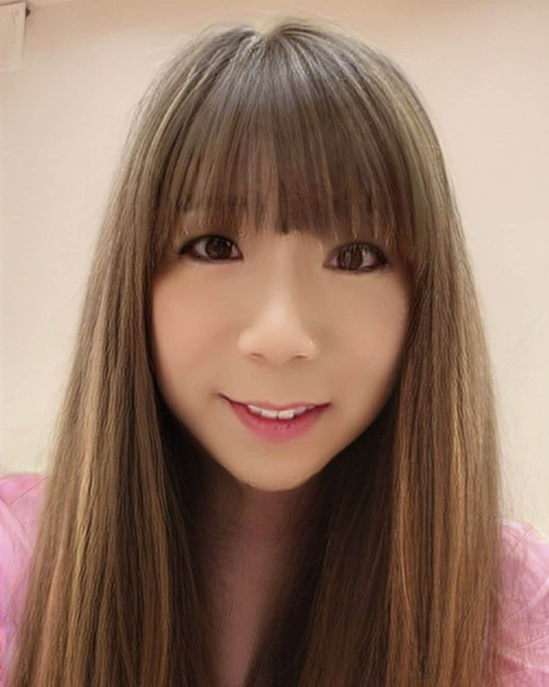火口秀幸のインスタグラム：「わんばんこッ #吉本坂46 #RED #HIDEBOH」