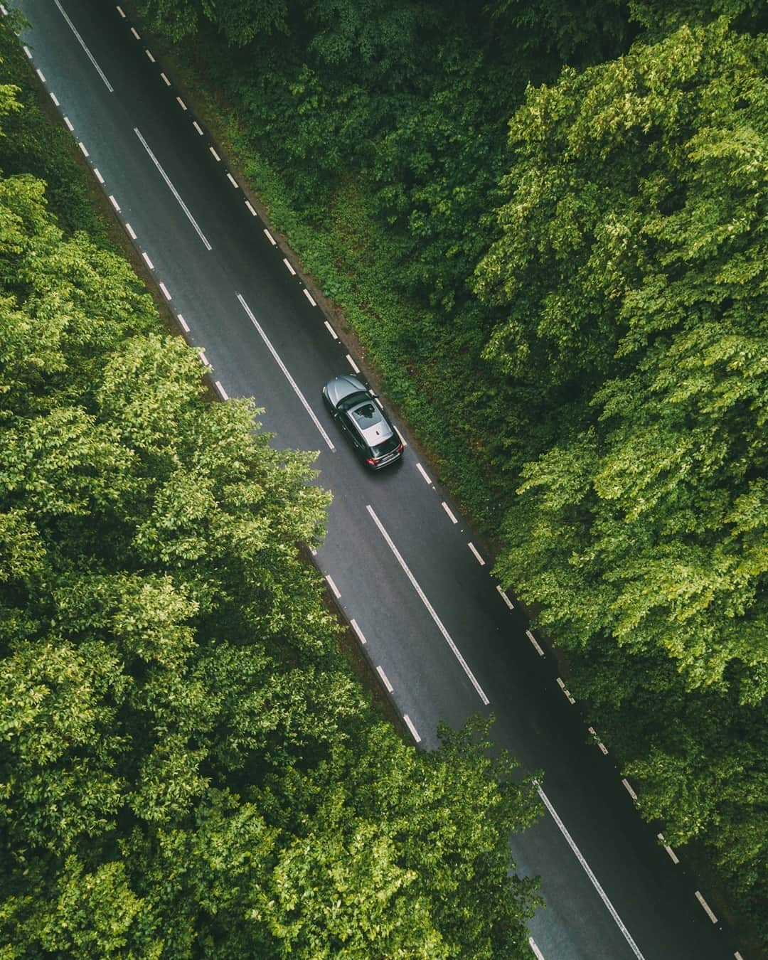 BMWさんのインスタグラム写真 - (BMWInstagram)「See the world at its best. The first generation of the BMW X1. #BMW #X1 #BMWrepost @alexandrudrg」6月25日 17時20分 - bmw