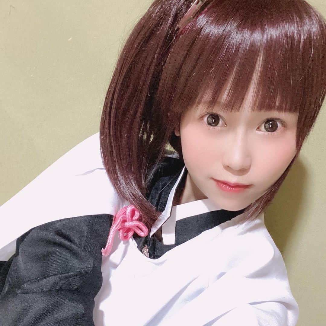 のインスタグラム：「鬼滅愛でオタクに戻りました。  使おうとしたカラコンがイメージと違う色だったので使えなかった＆コスプレメイク素人でクオリティ低い仕上がりですが、今度また色々研究＆揃えてリベンジします✨  とりあえずカナヲちゃん好き過ぎる❤  お目汚し失礼しました。  #コスプレ#costume#costumeplay#こすぷれ#栗花落カナヲ#栗花落カナヲコスプレ#鬼滅#鬼滅の刃#anime#アニメ#マンガ#初心者#鬼滅の刃好きさんと繋がりたい#きめつ#カナヲ #鬼滅の刃が好きすぎる#Demon Slayer#Kimetsu no Yaiba#推しキャラ」