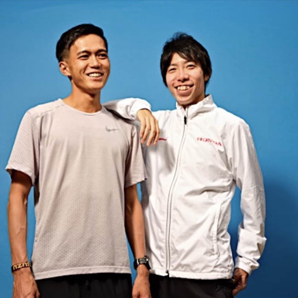 設楽悠太のインスタグラム：「6/27土　10:00〜 大迫とLINE LIVEやります！ この投稿のコメント欄から質問受け付けたいと思います！ 大迫選手に聞きたいこと！2人に聞きたいことがあればコメントお願いします！ 沢山の質問待ってます！ 2枚目のQRコードよりLINE友達登録とストーリーURLよりライブ視聴予約お願いします！  #LINE LIVE #マラソン　#大迫傑　#対談」