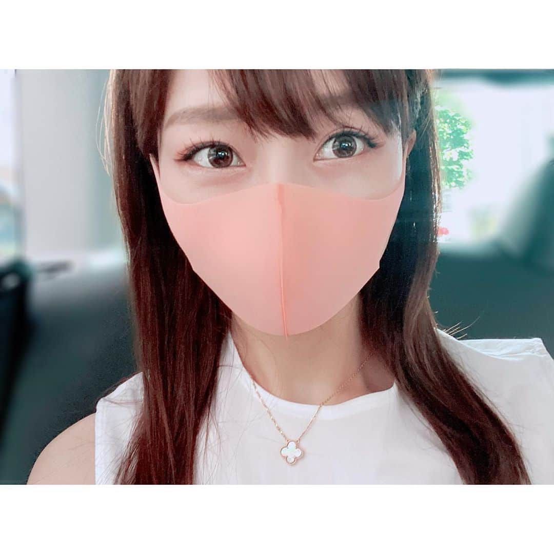 石井美保さんのインスタグラム写真 - (石井美保Instagram)「なんという癒し効果 小中学生の時1番仲良しだった友達と久しぶりに電話で話したら、癒され過ぎて元気満タン😆変わらず誕生日も覚えてくれていて毎年メッセージをくれる🥺ありがとね。#地元は癒し#変わらないものに癒される#連絡不精#筆不精を反省」6月25日 18時17分 - miho_ishii