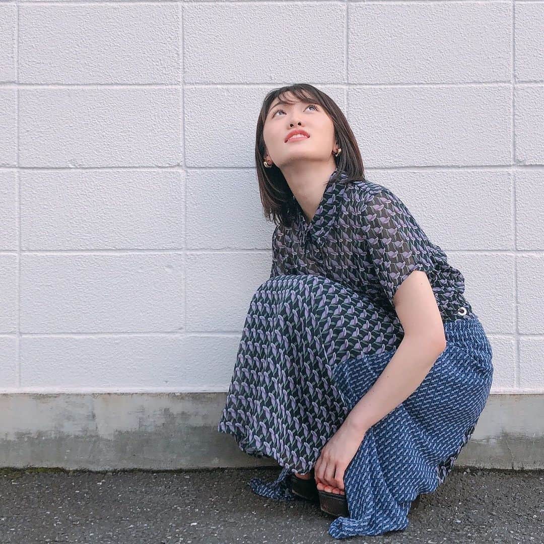 工藤遥さんのインスタグラム写真 - (工藤遥Instagram)「☺︎ tops/skirt/@adira_tokyo . . produced by @yuka_miyazaki.official 🌷 #私服 #シフクドウ」6月25日 18時31分 - haruka_kudo.official