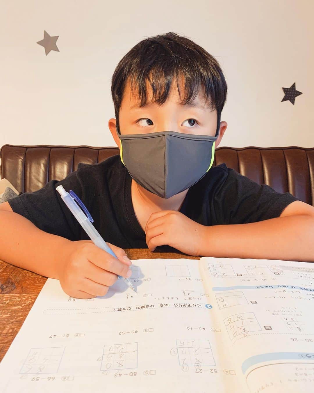 若林翔子さんのインスタグラム写真 - (若林翔子Instagram)「. . 水着素材のマスク。人気だと聞いて買っちゃいました😊 息しやすいといいなぁ🤗  #水着素材マスク」6月25日 19時22分 - shokowakabayashi1685