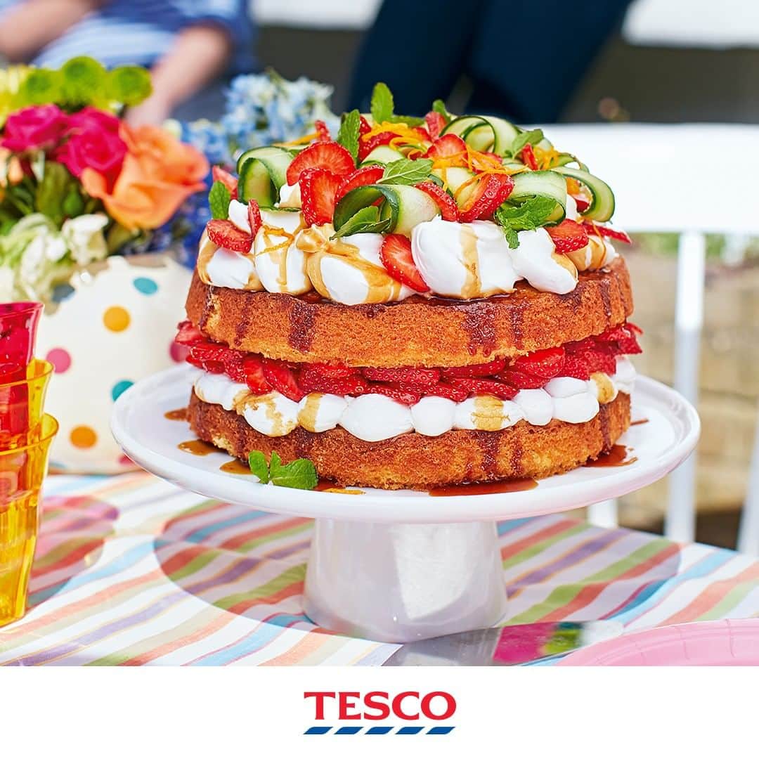 Tesco Food Officialさんのインスタグラム写真 - (Tesco Food OfficialInstagram)「It’s certainly Pimm’s weather! Head to our ‘3 ways with’ highlights for refreshing takes on the definitive UK summer cocktail - from showstopping cakes to irresistible ice lollies. T&Cs: 18+. For the facts, see drinkaware.co.uk」6月25日 19時30分 - tescofood