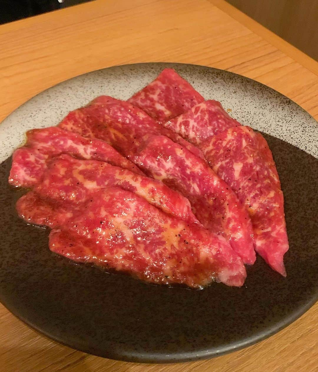 越馬千春さんのインスタグラム写真 - (越馬千春Instagram)「. 父の日のご飯で焼肉矢澤へ🥓✨ 主人もご満悦👨❤️ . . 2人とも黄色でハチみたい🙆‍♀️🐝💛 . #父の日#焼肉#焼肉矢澤#矢澤 #リンクコーデ#息子とリンクコーデ#イエローリンクコーデ #イエロー#yellow #1歳男の子#男の子ママ#ベイビー#赤ちゃん#babyboy#赤ちゃんのいる生活 #焼肉_千春メモ」6月25日 19時42分 - chiharukoshiba