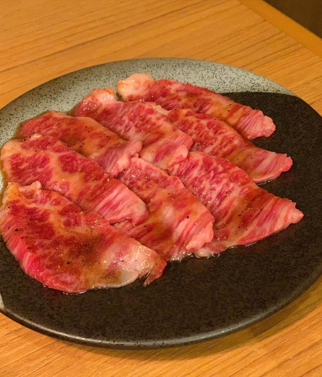 越馬千春さんのインスタグラム写真 - (越馬千春Instagram)「. 父の日のご飯で焼肉矢澤へ🥓✨ 主人もご満悦👨❤️ . . 2人とも黄色でハチみたい🙆‍♀️🐝💛 . #父の日#焼肉#焼肉矢澤#矢澤 #リンクコーデ#息子とリンクコーデ#イエローリンクコーデ #イエロー#yellow #1歳男の子#男の子ママ#ベイビー#赤ちゃん#babyboy#赤ちゃんのいる生活 #焼肉_千春メモ」6月25日 19時42分 - chiharukoshiba