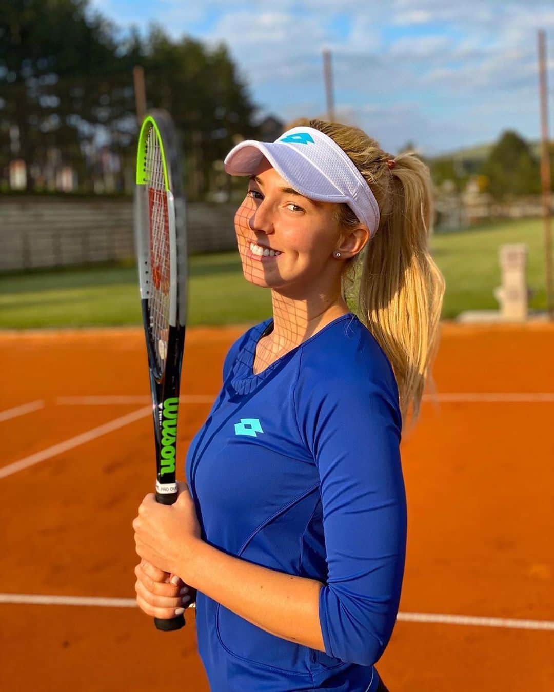 WTA（女子テニス協会）さんのインスタグラム写真 - (WTA（女子テニス協会）Instagram)「☀️ #HomeCourt • @nina.stojanovic Finally back on court 🤩」6月25日 19時54分 - wta