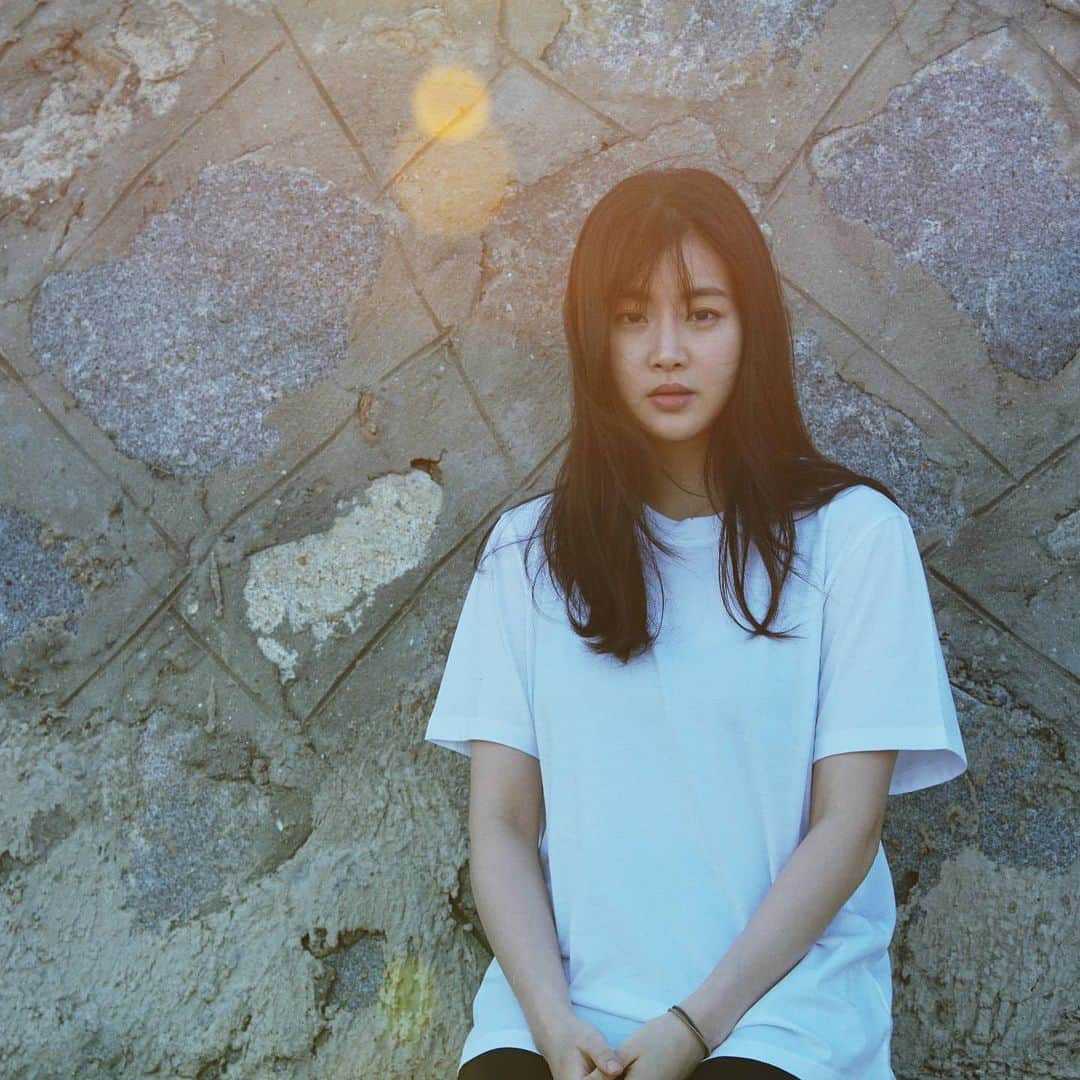 カン・ソラのインスタグラム：「#아련아련열매 #남이찍어준사진  #애정듬뿍사진」