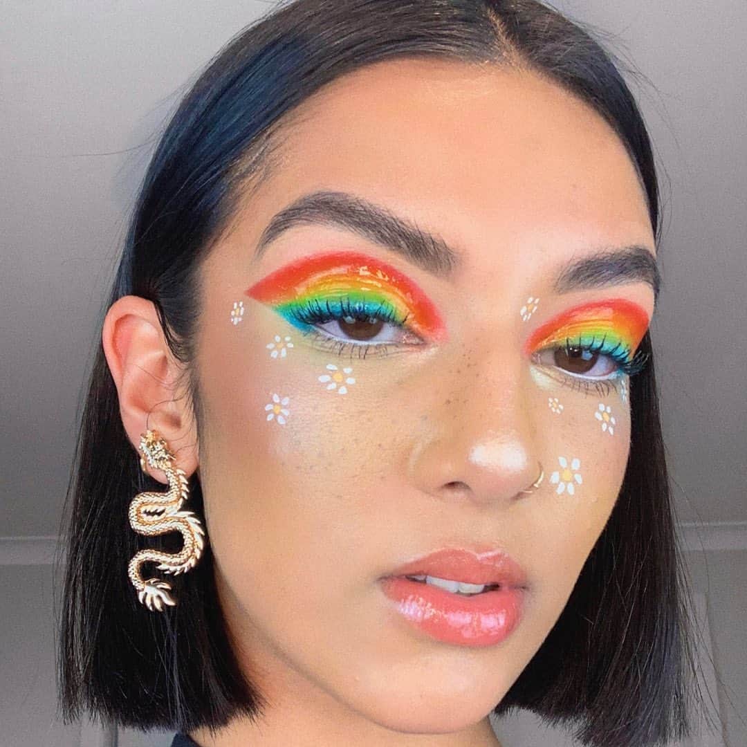 Target Styleのインスタグラム：「Pride glam using one palette! Head over to our stories to see how @rowisingh uses @nyxcosmetics Ultimate Brights to create easy rainbows. 🌈」