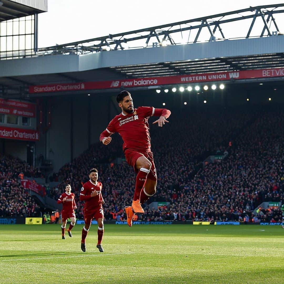 エムレ・カンのインスタグラム：「Congratulations to my former club @LiverpoolFC on an amazing achievement! This team have been a joy to watch for years now and are worthy champions! 🏆 #YNWA」