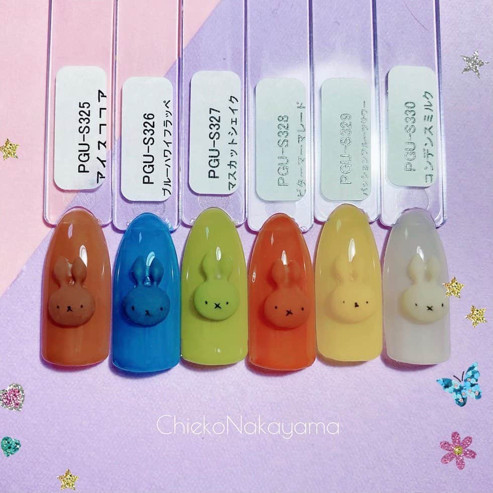 なかやまちえこのインスタグラム：「PREGELの6/23発売の新色です✨⠀ うさぎは @pregelofficial シリコンモールド（うさぎ）を使用してます🐰⠀ #nail #nails #nailart #ネイル #美甲 #ネイルアート  #japanesenailart #manucure #japanesenails #manicurist #gelnails #أظافر #네일아트 #미용 #vẽmóng #ngườiđẹp  #เพ้นท์เล็บ #искусствоногтя #artedeuñas #เพ้นท์เล็บเจล #ジェルネイルデザイン #ネイルデザイン #senikuku #nagelkunst #pregel #カラーチャート @pregelofficial」