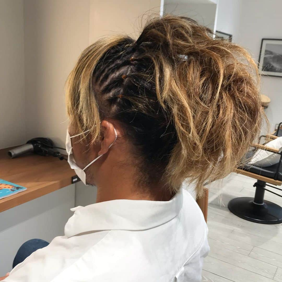 棚橋弘至さんのインスタグラム写真 - (棚橋弘至Instagram)「先日の #髪型 #hairstyle」6月25日 22時54分 - hiroshi_tanahashi