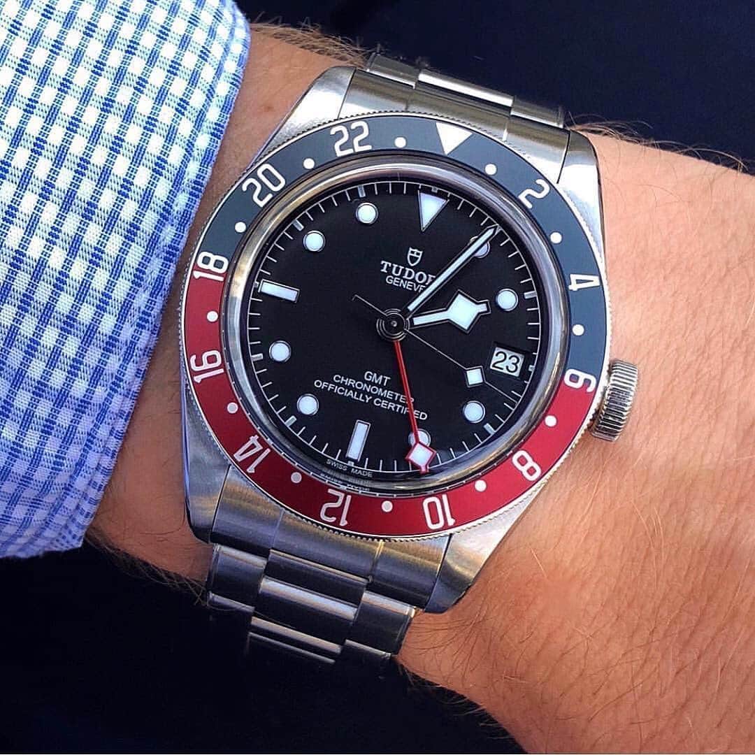 Daily Watchさんのインスタグラム写真 - (Daily WatchInstagram)「3x Pepsi Bezels 🔴🔵 Rolex, Tudor and Tag Heuer. Very popular color combination. Photo by @crmjewelers @watchshow_rolex_israel & us」6月25日 23時24分 - dailywatch