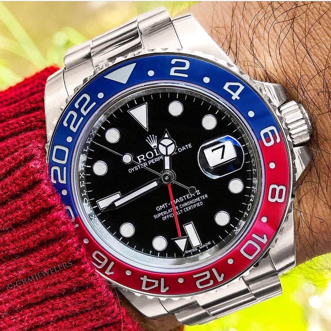Daily Watchさんのインスタグラム写真 - (Daily WatchInstagram)「3x Pepsi Bezels 🔴🔵 Rolex, Tudor and Tag Heuer. Very popular color combination. Photo by @crmjewelers @watchshow_rolex_israel & us」6月25日 23時24分 - dailywatch