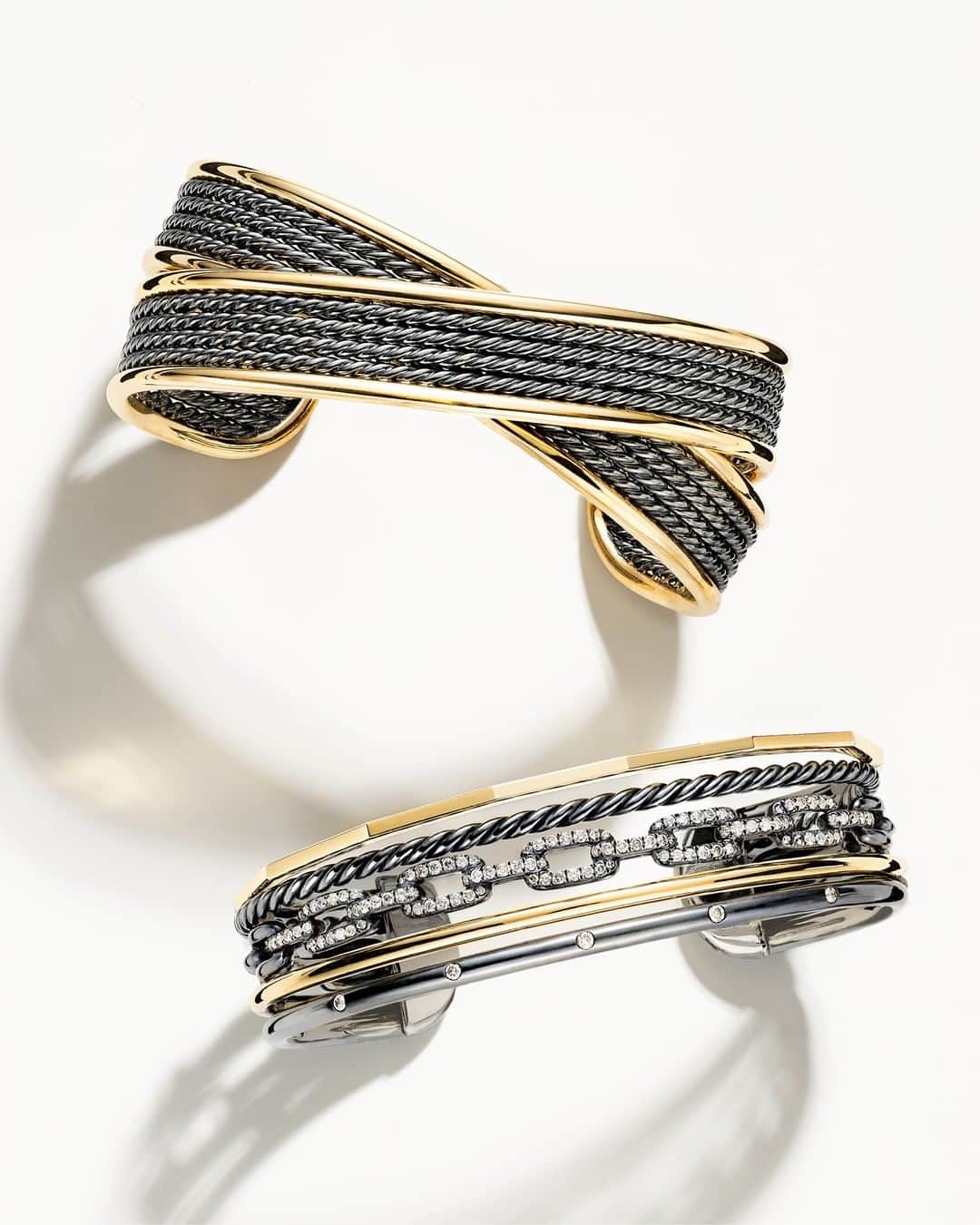 デビッドヤーマンのインスタグラム：「Modern meets iconic. In new DY Origami and Stax bracelets, we combine classic 18k yellow gold with blackened sterling silver for a design that is unique yet refined. #DavidYurman」