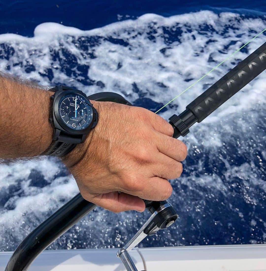 パネライのインスタグラム：「One of my favorites from the new PCYC collection I’m it’s natural habitat. The #Panerai #PAM788 featuring a 44mm Ceramic case & bezel. The blue accents are a perfect touch on this piece. Thanks to a anonymous fan and collector of the brand for the picture. #paneraicentral」