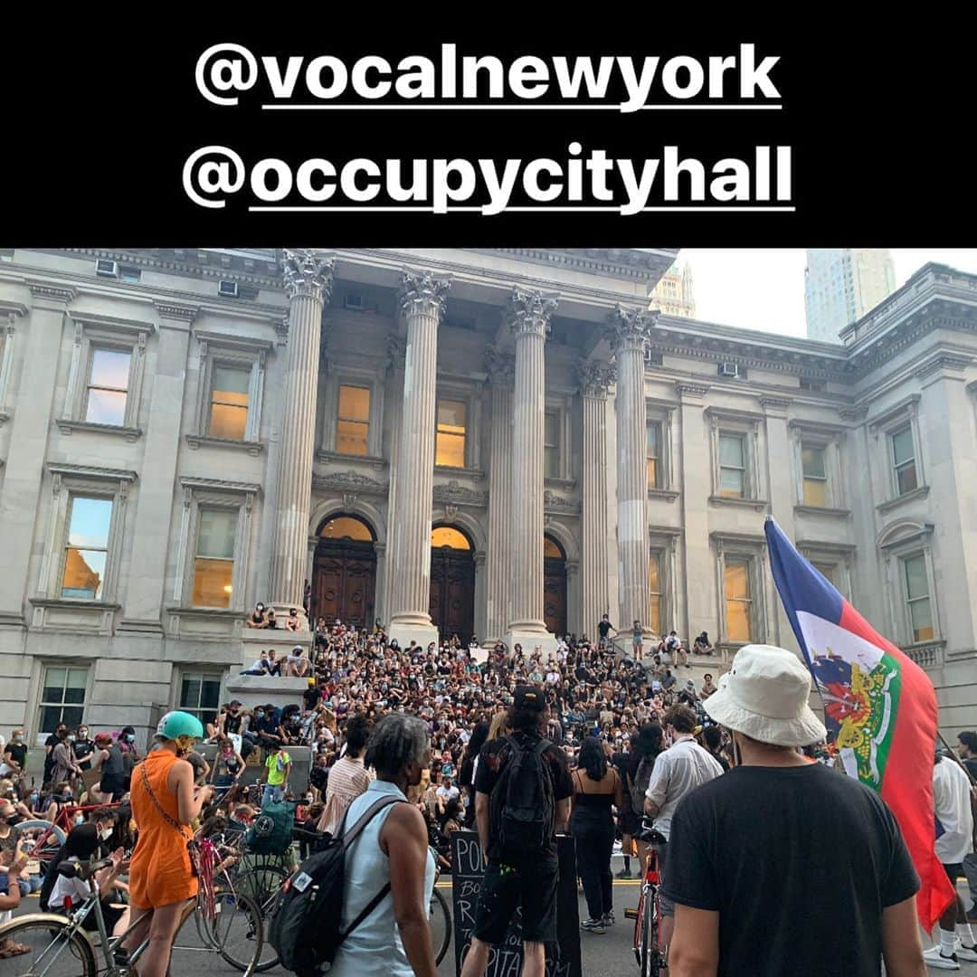 タヴィ・ゲヴィンソンさんのインスタグラム写真 - (タヴィ・ゲヴィンソンInstagram)「New Yorkers: calls to make TODAY! The City Council’s deadline for the budget for Fiscal Year 2021 is Tuesday but they could finalize it before then! 🔸 I am taking my cues from @vocalnewyork @bkmovement and the many orgs under @changethenypd 🔸 1. Use this script to: 2. Call your Council Member at this website (link in bio) 3. Call these Council Members, who haven’t yet committed to @changethenypd’s demands but are considered persuadable (I got this from @jfrejnyc who have been tracking Council Members’ positions) 4. Call @nycmayor. *Scratch my note about the tally. As of 6/26 this # goes to 311. You can leave a comment (be prepared to make it under 50 words) or email it by going to tinyurl.com/deblasioemail 5. Join the protests at City Hall and/or follow @occupycityhall @vocalnewyork for updates on ways to support them. Such as... 6. Donating meals to protestors via @nourishnyc! 🔸 Today! Share far and wide! Keep the pressure on @nyccouncil @coreyjohnsonnyc @nycmayor! 🔸 #DefundNYPD #NYCbudgetjustice #OccupyCityHall #OccupytoDefundNYPD #investincommunities」6月26日 1時39分 - tavitulle