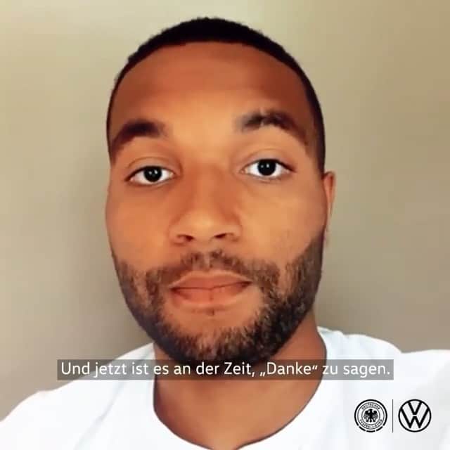 ヨナタン・ターのインスタグラム：「Wir suchen den #Heldenkader. Wir suchen EUCH! 🙏🏾 Sagt DANKE zu euren wahren Heldinnen und Helden und nominiert sie:  Link in Bio.  @dfb_team #DieMannschaft #weddrivefootball」