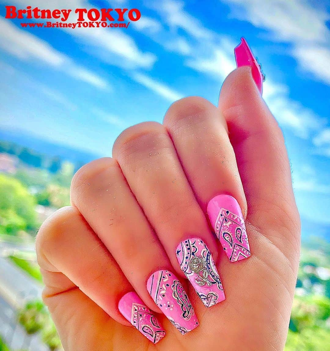 Britney TOKYOさんのインスタグラム写真 - (Britney TOKYOInstagram)「Bandana💅🏻🌵☀️ #babypink #nailart #nails #fashion #britneytokyo  Used💅🏻✨ @tokyospicenail #iloveyouberrymatch @naillabousa @apresnailofficial」6月26日 7時31分 - britneytokyo