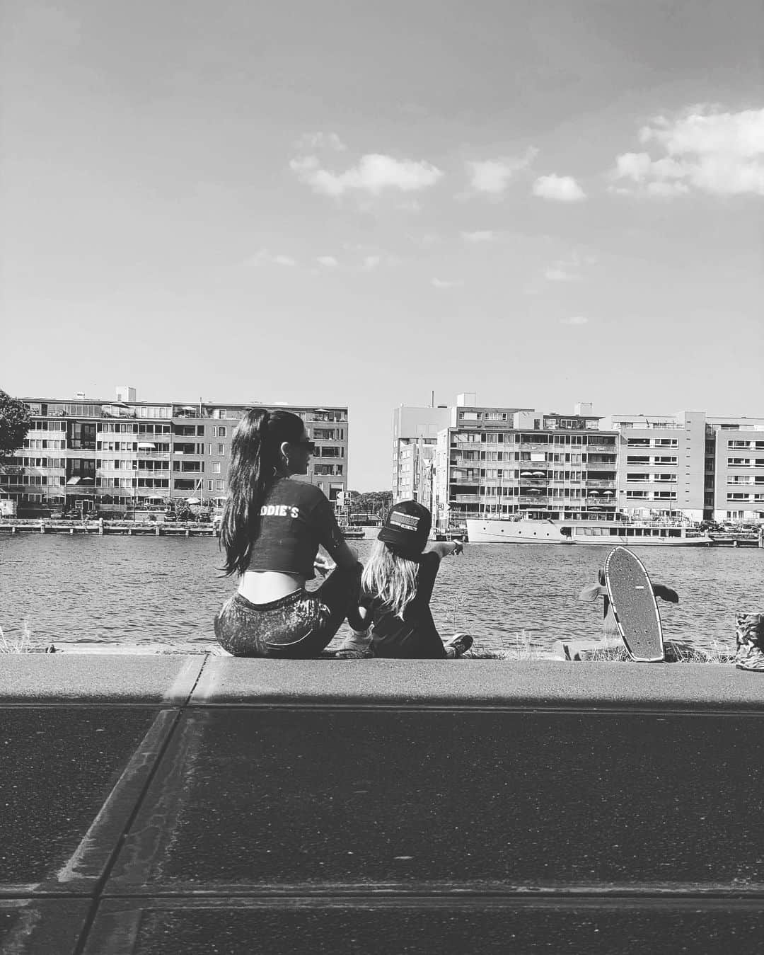 ヨランテ・ヴァン・カスベルヘンさんのインスタグラム写真 - (ヨランテ・ヴァン・カスベルヘンInstagram)「Vandaag is BLAUW 💙💙」6月26日 2時12分 - yolanthecabau