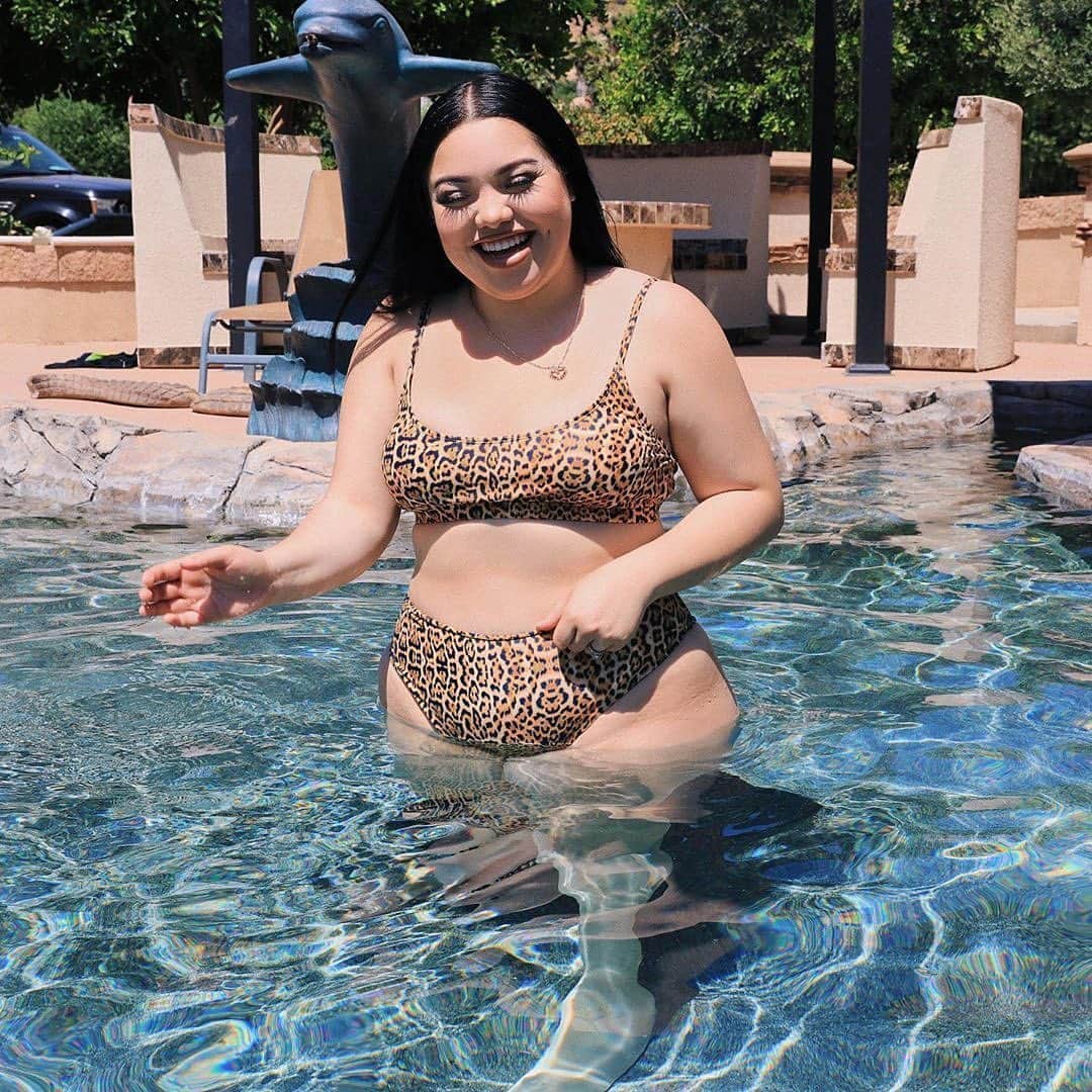 SHEINさんのインスタグラム写真 - (SHEINInstagram)「Wear your confidence! 👙  @mayratouchofglam  Shop 'Plus Leopard Print Top With High Waisted Bikini' link in bio. ID:696961  #SHEIN #SHEINgals #SHEINstyle #SHEINss2020 #SHEINsummerfun #bikini #leopard」6月26日 2時25分 - sheinofficial