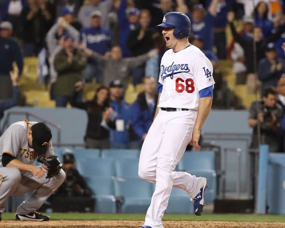 ロス・ストリップリングのインスタグラム：「Runner starts on 2B in extra innings this year?? Sign me up!」
