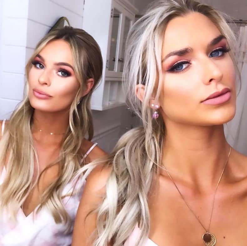 E! Onlineさんのインスタグラム写真 - (E! OnlineInstagram)「#SiestaKey stars Juliette Porter & Kelsey Owens opened up about the firing of their co-star Alex Kompothecras over offensive comments, and it's safe to say they don't miss him. The Siesta TEA is at the link in our bio. (📷: Instagram)」6月26日 3時47分 - enews