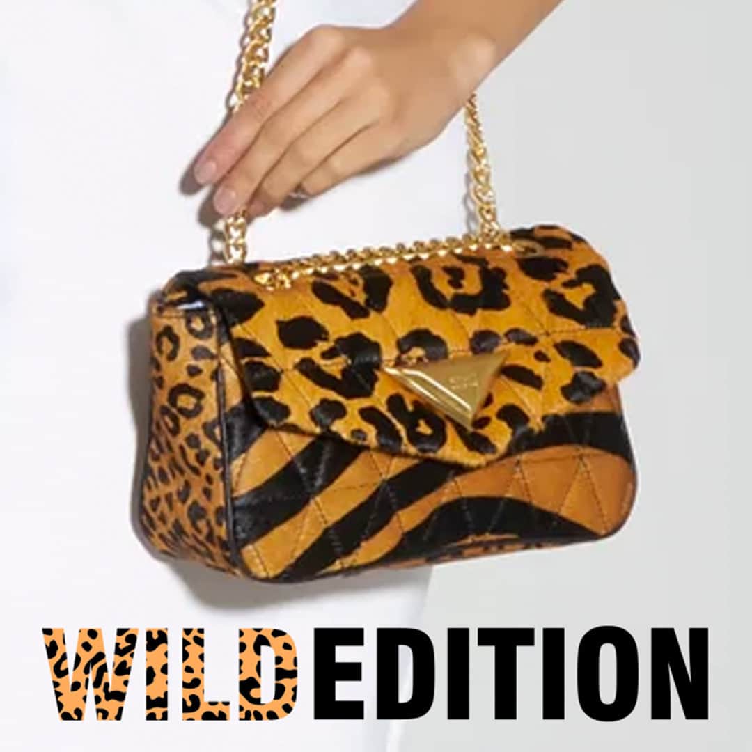 Schutzのインスタグラム：「EMPOWER YOUR WILDNESS 🖤 SCHUTZ WILD EDITION #newin」