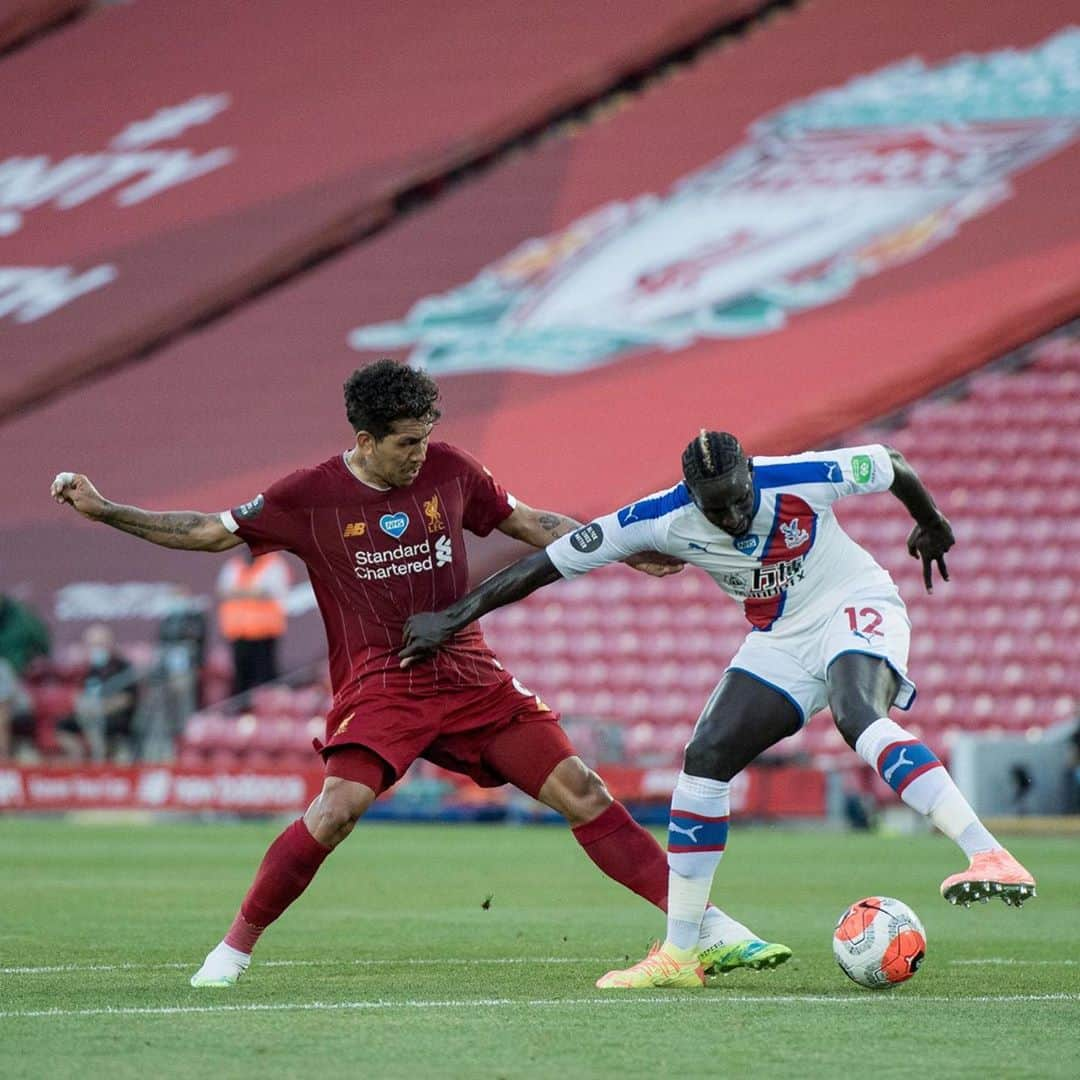 ママドゥ・サコーさんのインスタグラム写真 - (ママドゥ・サコーInstagram)「⚽️🔵🔴 #CPFCFamily #TeamSakho」6月26日 4時04分 - mamadousakho