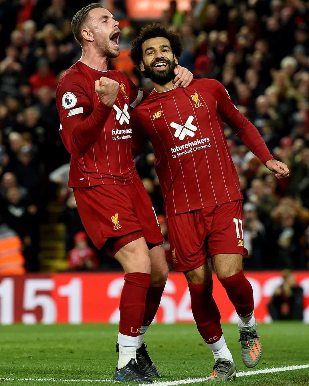 リヴァプールFCさんのインスタグラム写真 - (リヴァプールFCInstagram)「2⃣3⃣ consecutive @premierleague home wins 💫 THIS TEAM 😍 #LFC #LiverpoolFC #Liverpool #PL #PremierLeague #Anfield」6月26日 4時18分 - liverpoolfc