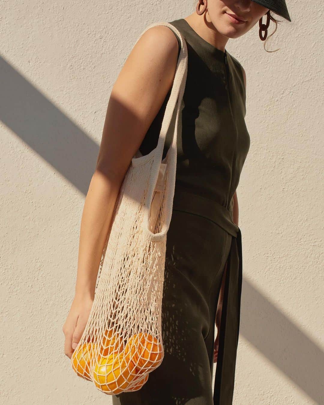 グラフ&ランツのインスタグラム：「The expandable everything bag. Introducing: The Ami Tote 〰️ reusable, washable, and ultra-versatile.」