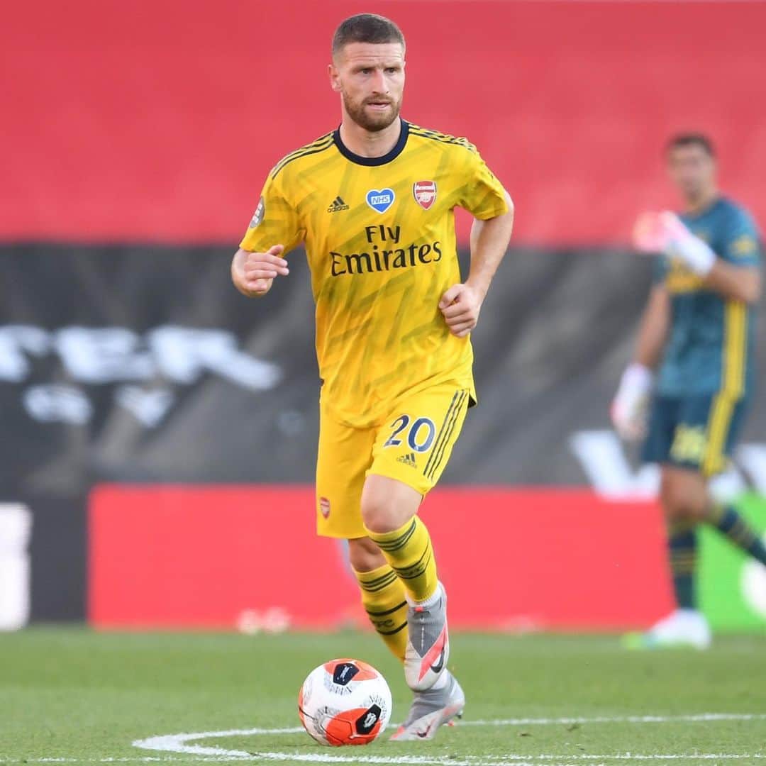 シュコドラン・ムスタフィのインスタグラム：「Important win 🙏🏻 Difficult match, had to fight hard for the three points 👊🏻 #SM20」