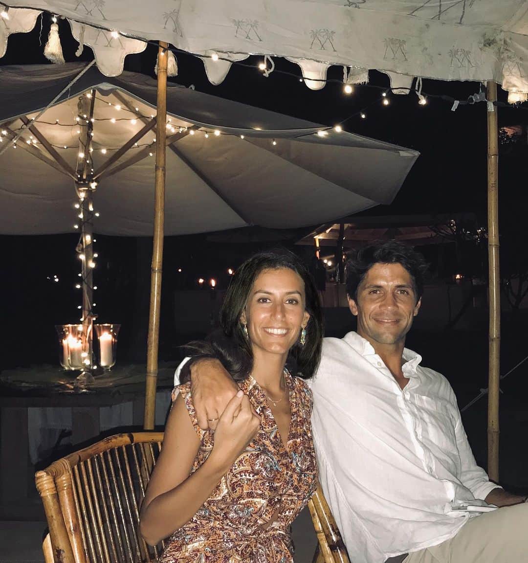 フェルナンド・ベルダスコのインスタグラム：「My date tonight. . Mi cita de hoy.」