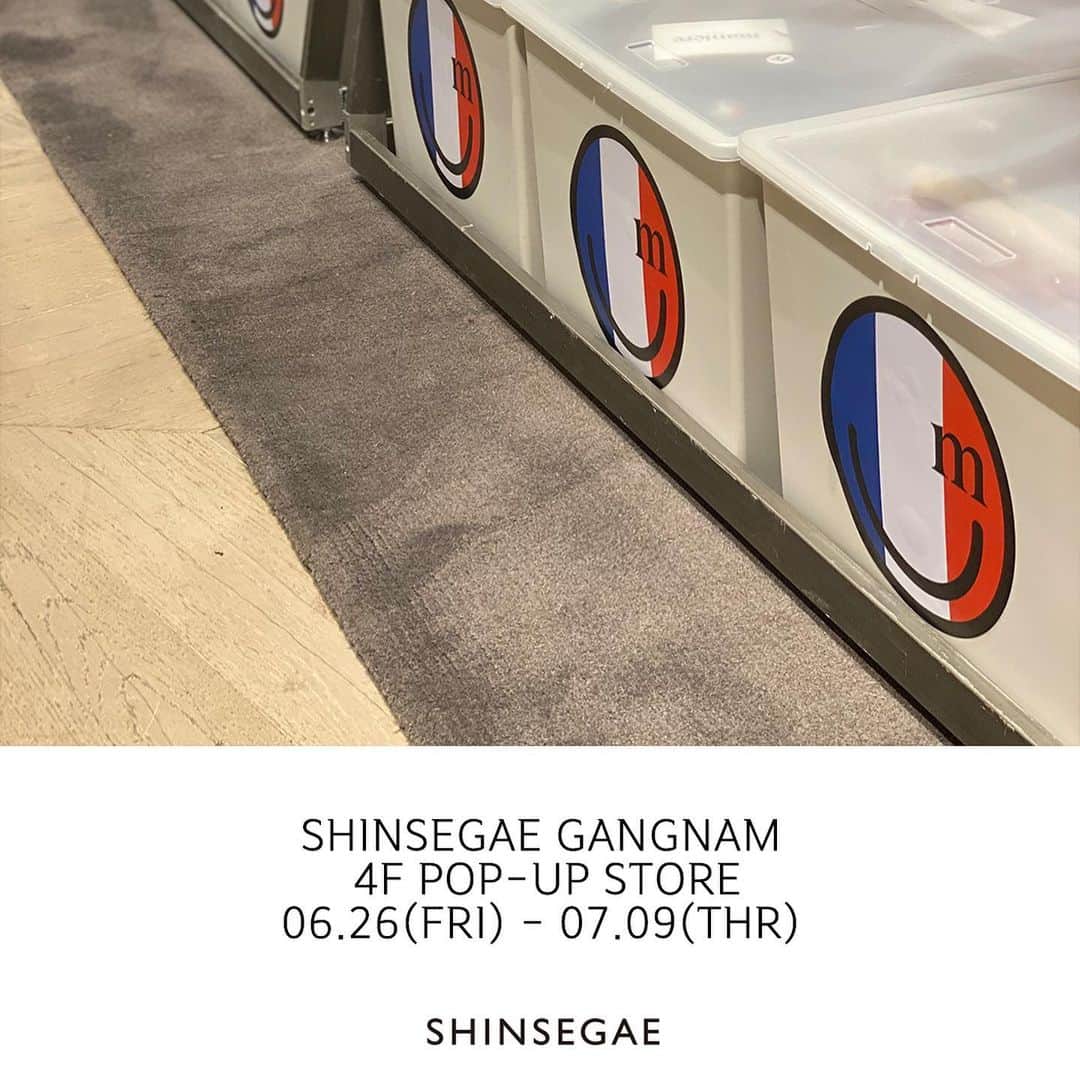 パク・ヨンインさんのインスタグラム写真 - (パク・ヨンインInstagram)「@maniere.official 6.26 - 7.9 pop-up store. 신세계백화점 강남점 본관 4F #마니에 #maniere」6月26日 15時25分 - urbanzakapayongin