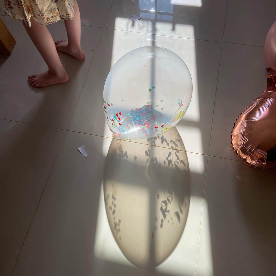 のインスタグラム：「Happy Birthday Thea , 8 great years #birthdaygirl .」