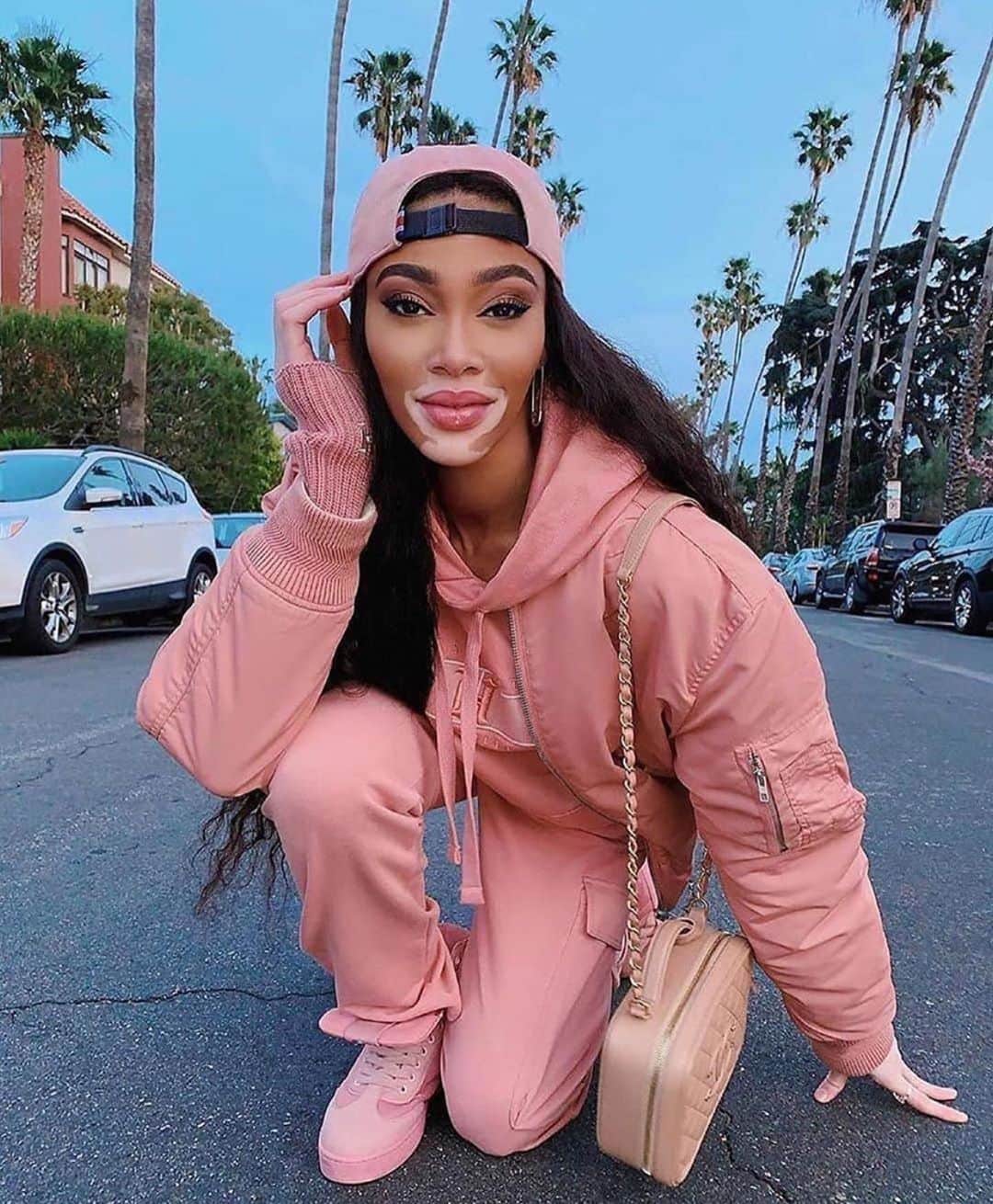Outfits Selectionさんのインスタグラム写真 - (Outfits SelectionInstagram)「1-4? @winnieharlow」6月26日 8時14分 - outfits.selection