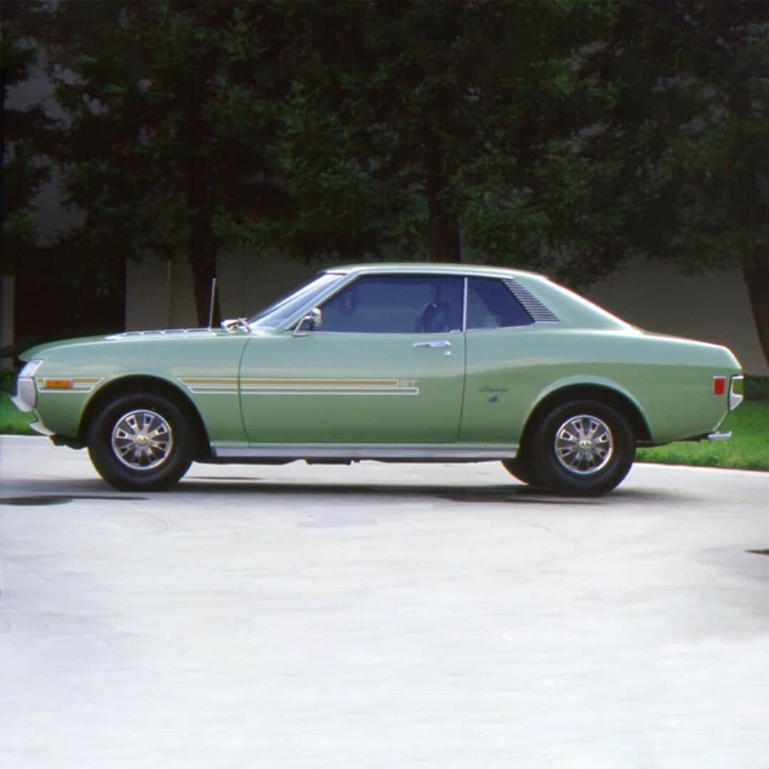 toyotausaさんのインスタグラム写真 - (toyotausaInstagram)「Let the good times roll! ✨ #TBT 1971 #Celica #LetsGoPlaces」6月26日 8時48分 - toyotausa