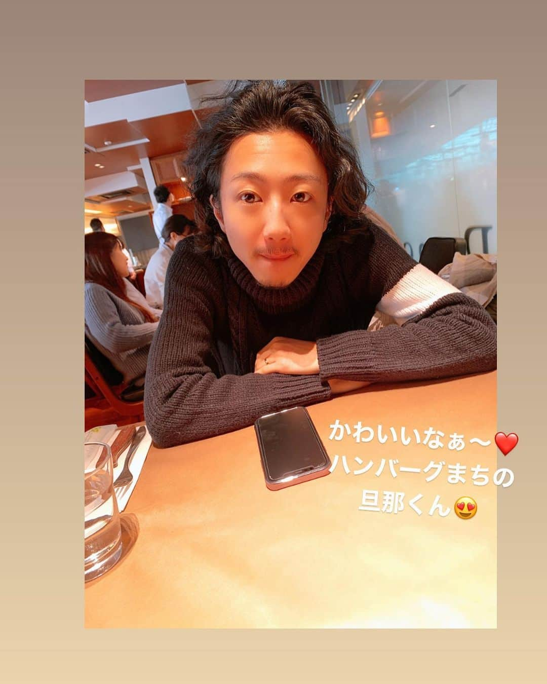 間宮梨花さんのインスタグラム写真 - (間宮梨花Instagram)「2月9日の話です🧚🏽‍♂️🧚🏻 この日ゎ旦那くんのタキシード選び😍 なつかしいなぁ🥺♥️ 白ゎ絶対嫌！ってゆってたんだよね🥺 どれも似合いすぎて鼻血モンでちた🥰 終わったあとゎ表参道ヒルズでランチ❤️ ここおいしかったぁ〜💗💗❣️ #記事はかなり遅れてます #タキシード試着  #タキシード選び #タキシード #表参道 #ランチ」6月26日 11時47分 - rika_aizawa0329