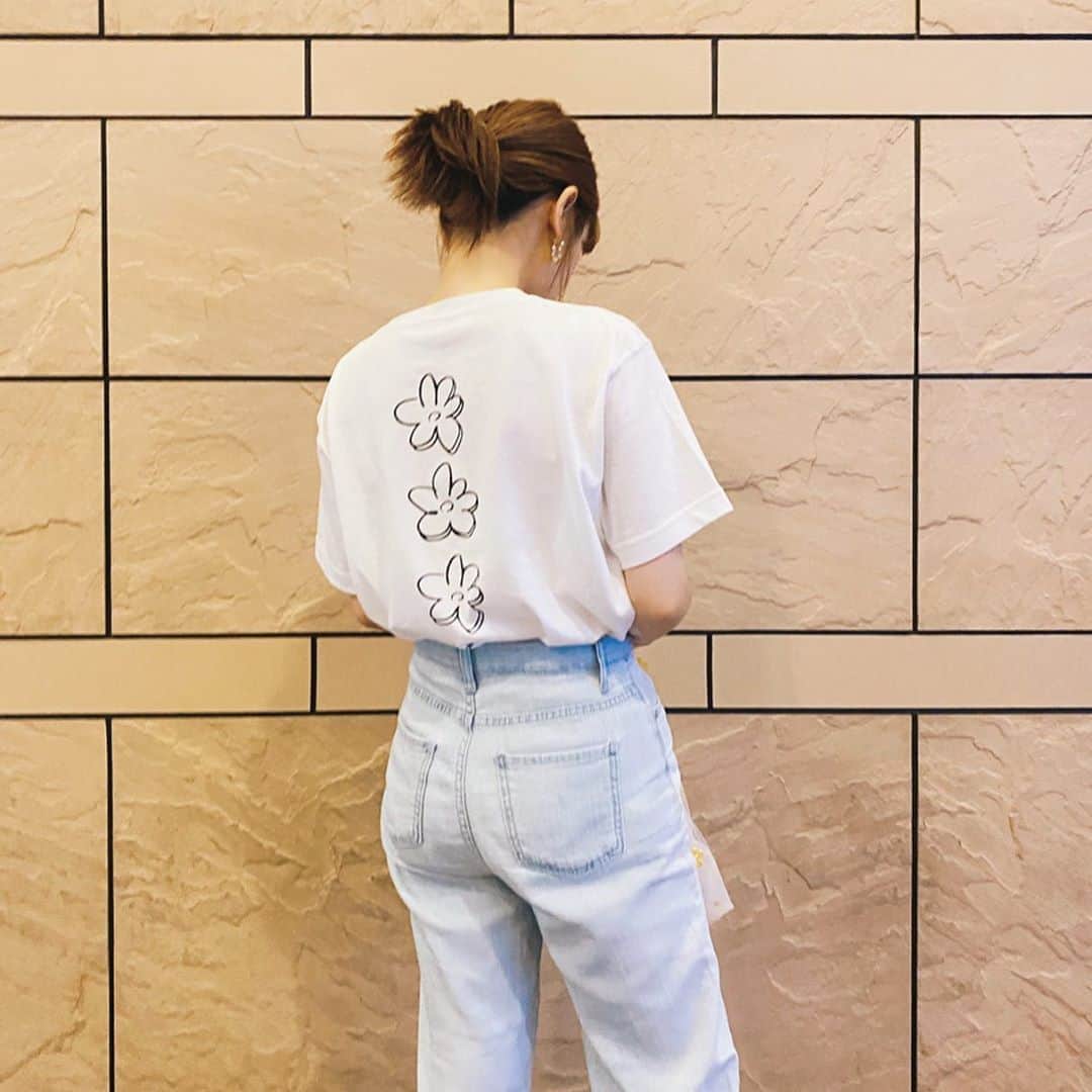 ひよんのインスタグラム：「🌼👖 ㅤㅤㅤㅤㅤㅤㅤㅤㅤㅤㅤㅤㅤ 明日は @9unq.official の靴販売の日だよ💓12:30から販売開始だから、 是非チェックしてみてね☺️✨ ㅤㅤㅤㅤㅤㅤㅤㅤㅤㅤㅤㅤㅤ ということで明日は12：15くらいから すこしインスタライブをしようと思ってるよ🥳🤳 明日のライブでみんなに発表もあるから 見に来てくれると嬉しいな〜❤️❤️ みんなのこと待ってるね🥰❤️❤️❤️ㅋㅋㅋ ㅤㅤㅤㅤㅤㅤㅤㅤㅤㅤㅤㅤㅤ @9unq.official  ㅤㅤㅤㅤㅤㅤㅤㅤㅤㅤㅤㅤㅤ #daily #9unq #9unqstyle #9unqコーデ #꾸안꾸 #クアンク #ひよん」