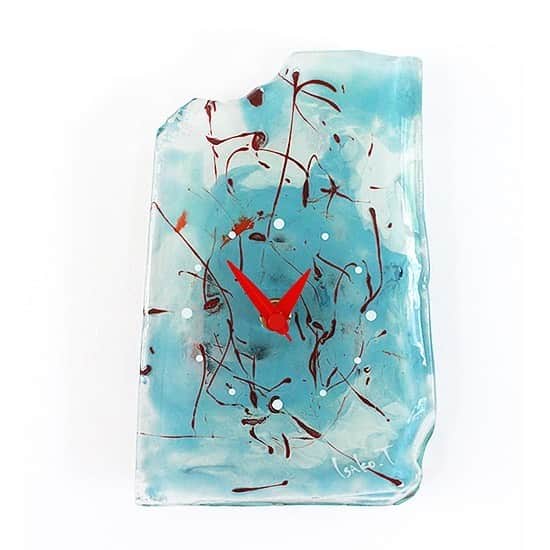 comb de shioさんのインスタグラム写真 - (comb de shioInstagram)「時計から、アートのある生活、はじめませんか？  glass art clock by Isako TODA﻿ ﻿ #アートのある暮らし ﻿ ------------------------﻿ 【作品リスト】﻿ ﻿ ■ガラスアート時計・「小さな湖」 C_180803  オンラインショップ掲載中です。﻿ 画像のタグ🏷からリンクしてます﻿ ﻿ ﻿ #combdeshio﻿ #コムデシオガラス ﻿ #コムデシオ ﻿ #ガラス作家杜多一菜子﻿ #三重県  #三重県津市  #インテリア好きな人と繋がりたい﻿ #インテリアデザイン﻿ #おしゃれインテリア #インテリアアート #壁掛けインテリア #おしゃれな部屋  #抽象画アート #寝室インテリア  #壁掛け時計 #ガラス時計 #新築祝いのプレゼント #結婚祝いのプレゼント  #おうち時間を楽しむアイテム ﻿#インテリア時計  #artist  #interiorart #interiorartwork #artclock #glassclock #japanesecraft #clock」6月26日 12時18分 - comb_de_shio