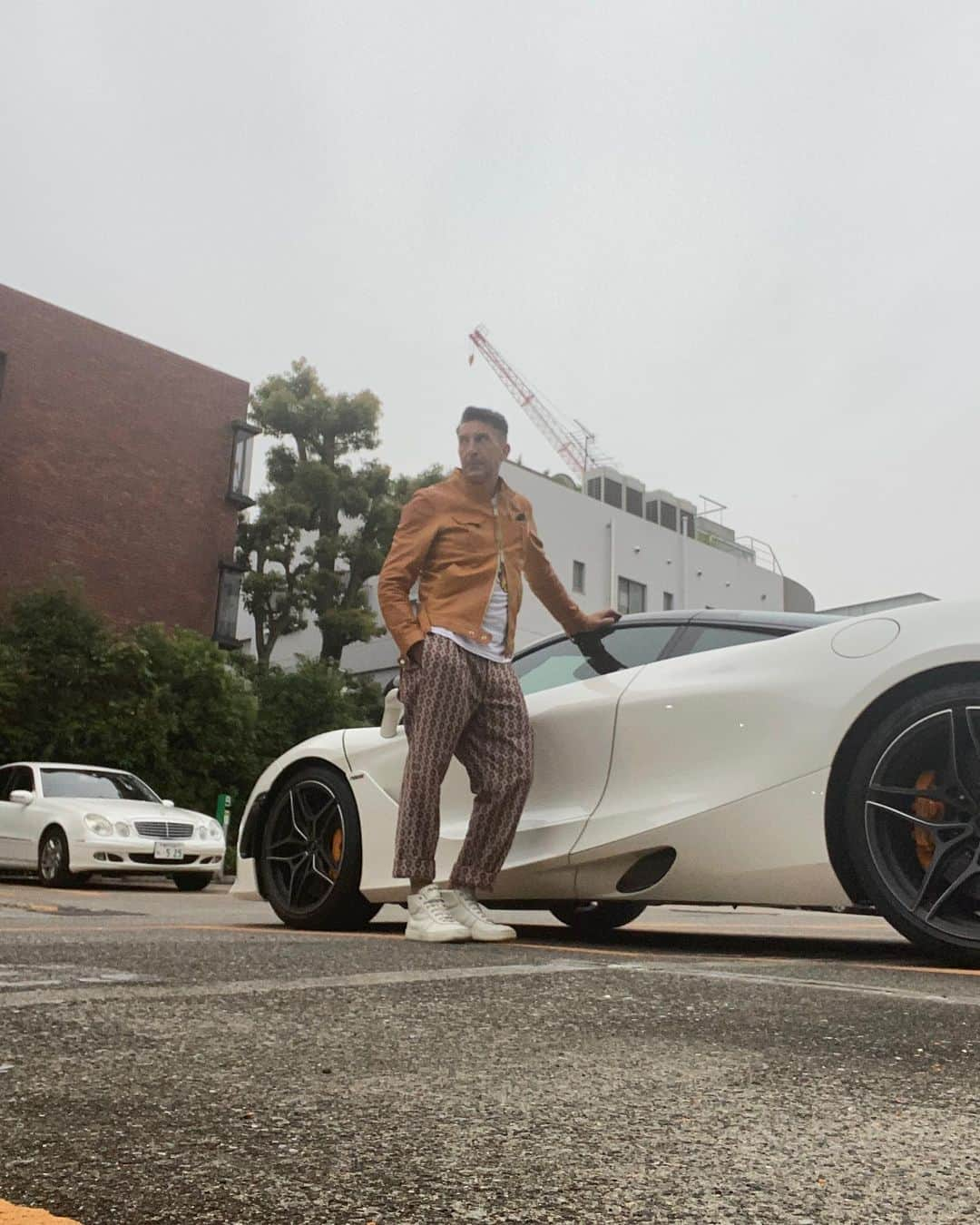 パンツェッタ・ジローラモさんのインスタグラム写真 - (パンツェッタ・ジローラモInstagram)「#マクラーレン東京 # McLarenTokyo #720S #supercars #. The first time I laid eyes on photos of the car I was absolutely awestruck, it was love at first sight.#amoreaprimavista #。 。 私が初めて車の写真見たら一目ぼれでした。」6月26日 12時47分 - girolamo.me