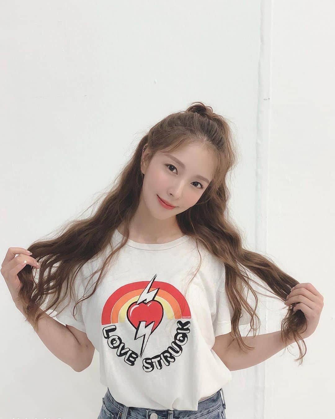 BoAさんのインスタグラム写真 - (BoAInstagram)「오랜만에 사진 대방출쓰~🥰❤️ 포토바이 김밥언니🤣」6月26日 14時50分 - boakwon