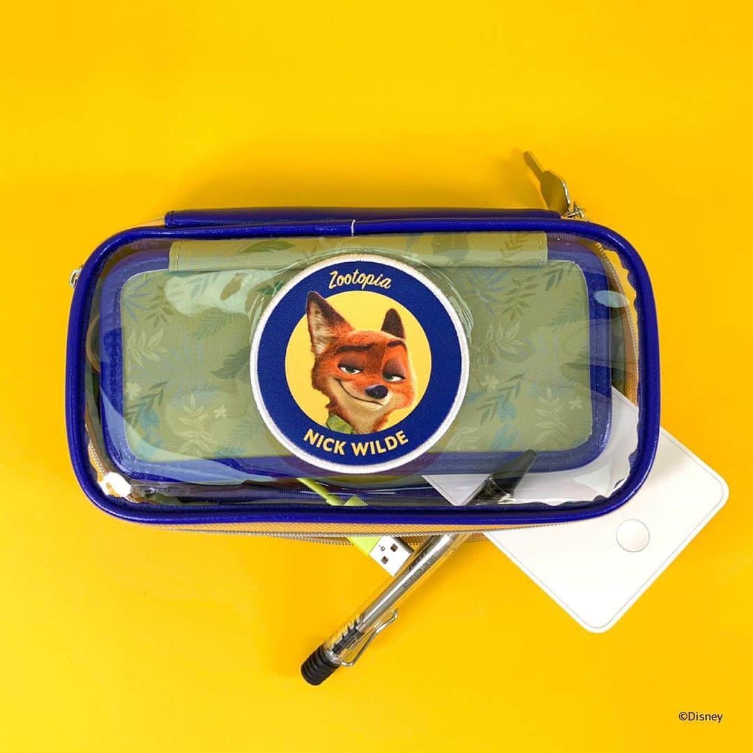 のインスタグラム：「明日(6/27)発売のマルチケースは携帯周りのグッズやペンポーチとしても使えます✨ ポーチを開けると「ニック」のフルネームが❣️😍🧡 ※お一人様1会計につき1アイテム１つの個数制限有り ※6月29月より在庫制限解除、取り置き🆗 ※店舗によって入場制限等、オペレーションは異なりますので、取り扱い店舗へお問い合わせください☎️ ※各店舗の開店時間、取扱店舗に関してはキデイランドHPを確認してください💻 #kiddyland #キデイランド #zootopia #ズートピア #nickwilde #ニックワイルド  #ニック #judyhopps #ジュディホップス  #ジュディ #🦊🐰 #disney #ディズニー」