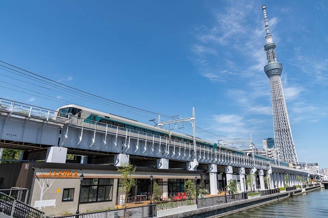 TOBU RAILWAY（東武鉄道）さんのインスタグラム写真 - (TOBU RAILWAY（東武鉄道）Instagram)「. . 🚩TOKYO mizumachi & SUMIDA RIVER WALK . . . [TOKYO mizumachi & SUMIDA RIVER WALK have finally opened!] . SUMIDA RIVER WALK connecting Asakusa and Tokyo SKYTREE TOWN, and TOKYO mizumachi, a commercial facility along the Sumida River, have finally opened. Enjoy sophisticated restaurants and variety goods stores there, as well as other facilities including a hotel which are also scheduled to open. Adjacent is the large Sumida Park, where you can enjoy light takeout foods such as delicious breads and coffee and have a picnic with the view of TOKYO SKYTREE.  It is approx. 15-minute by foot from Asakusa to TOKYO SKYTREE TOWN.  Enjoy walking around this town filled with the atmosphere of Tokyo's downtown. . . . #tokyo #asakusa #tokyomizumachi #sumidariverwalk #sumidariver #tokyoskytree #japantrip #travelgram #tobujapantrip #discovertokyo #unknownjapan #jp_gallery #visitjapan #japan_of_insta #art_of_japan #instatravel #japan #instagood #travel_japan #exoloretheworld  #landscape #ig_japan #explorejapan #travelinjapan #beautifuldestinations #toburailway #japan_vacations #tokyolandscapes」6月26日 15時00分 - tobu_japan_trip